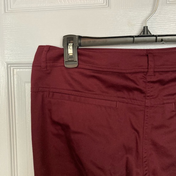 H & M women’s slim leg, red pants size 10 - Picture 6 of 10